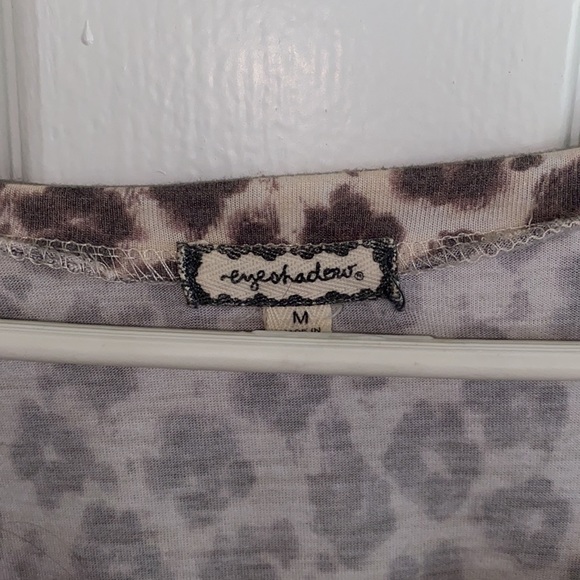 Eyeshadow Floral/Cheetah Print Top - Picture 2 of 4